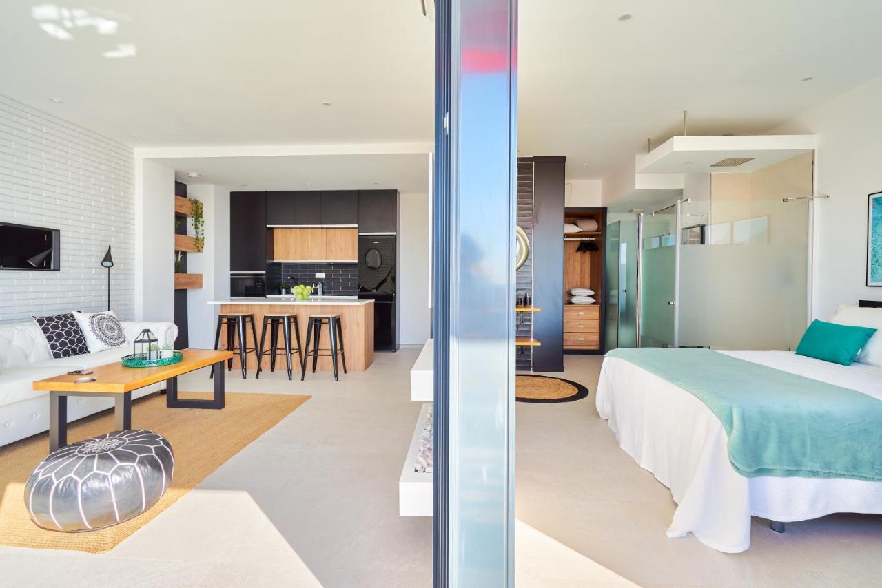 Suite Del Mar Luxury Apartment With Jacuzzi Torremolinos Luaran gambar