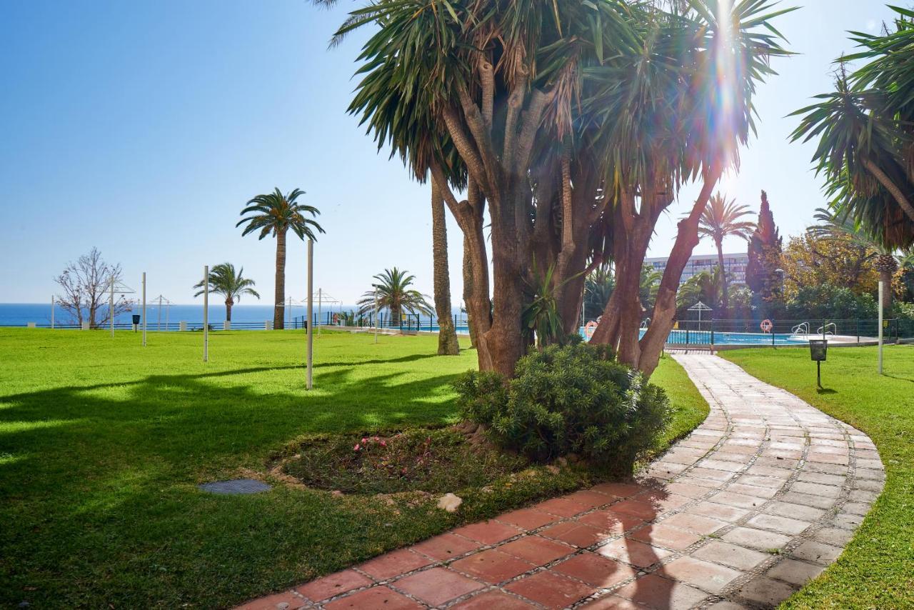 Suite Del Mar Luxury Apartment With Jacuzzi Torremolinos Luaran gambar