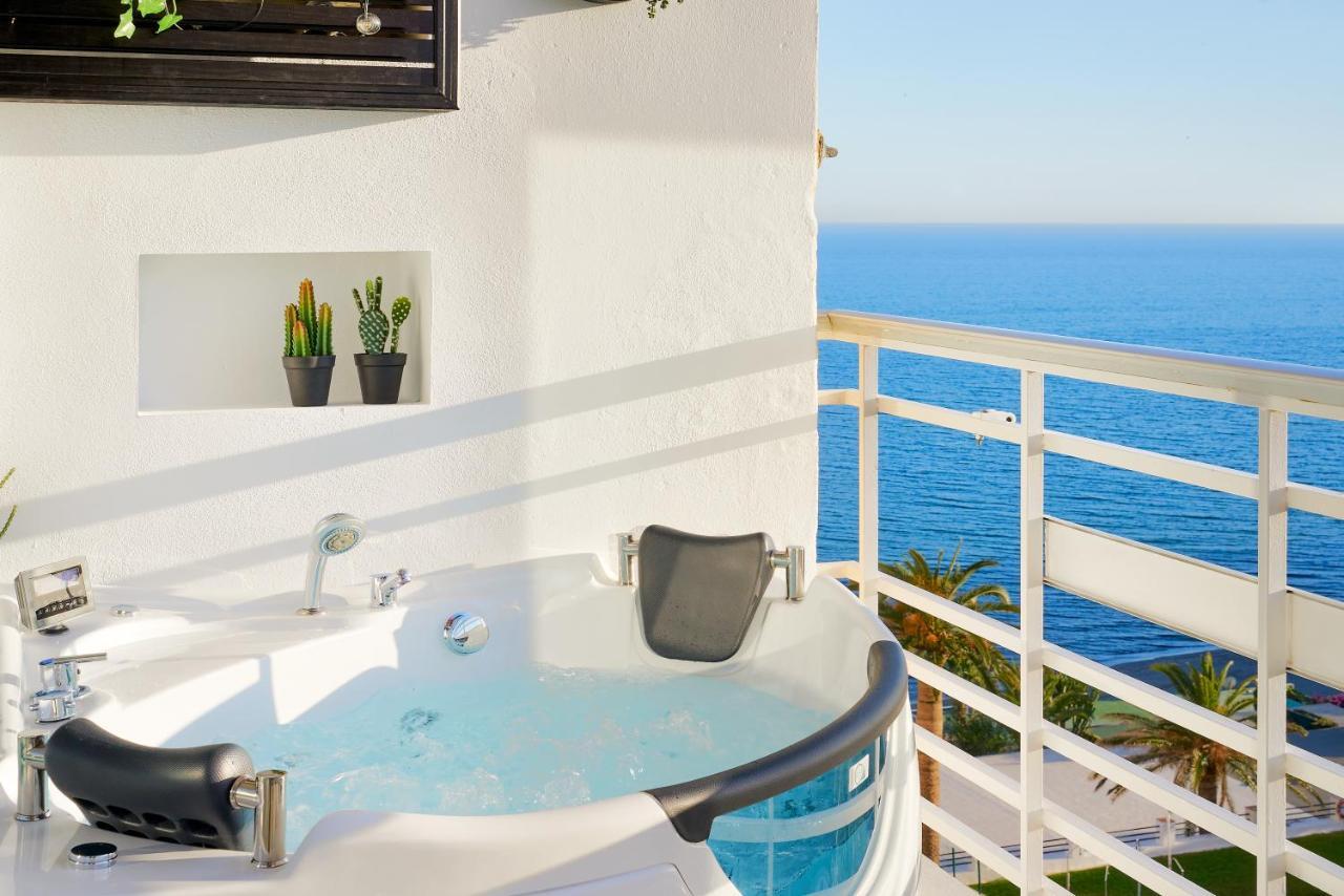 Suite Del Mar Luxury Apartment With Jacuzzi Torremolinos Luaran gambar