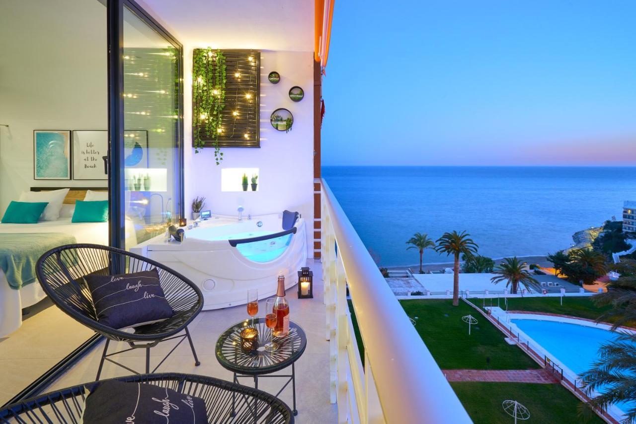 Suite Del Mar Luxury Apartment With Jacuzzi Torremolinos Luaran gambar