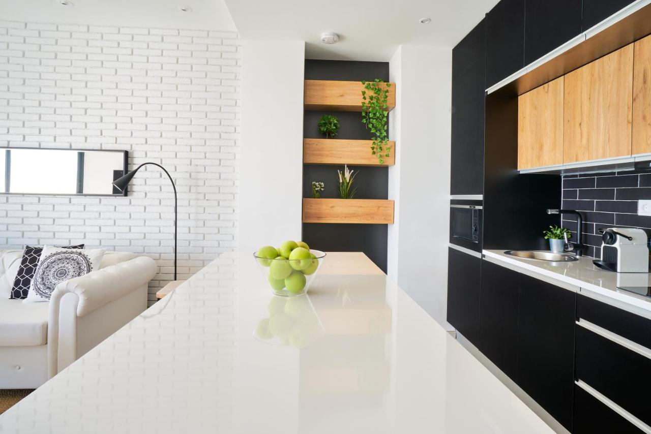 Suite Del Mar Luxury Apartment With Jacuzzi Torremolinos Luaran gambar